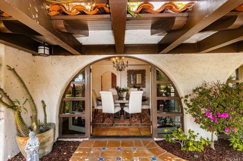 1451 Foothill Blvd, Santa Ana CA 92705-2511 exterior