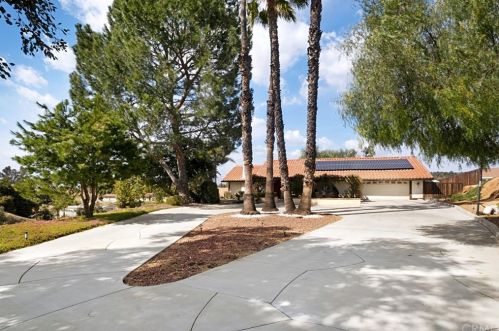17125 Mockingbird Canyon Rd, Riverside, CA 92504-9301