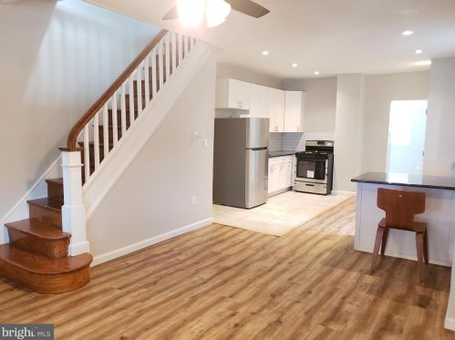 5952 Locust St, Philadelphia, PA 19139-3830