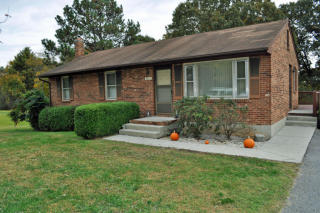 3017 Sleepy Ridge Dr, Bedford, VA 24523-3903