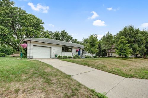 748 8th Ave, Saint Paul MN  55112-2728 exterior