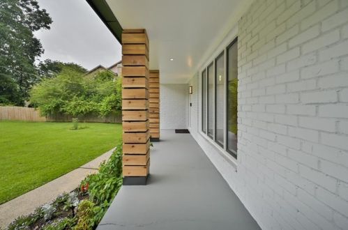 3272 Balmoral Dr, Atlanta GA  30341-5616 exterior