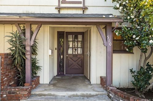 510 Park Ln, Santa Ana, CA 92706-1633