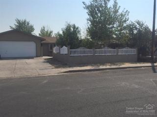 2956 Pumice Ave, Eagle Crest OR  97756-7702 exterior