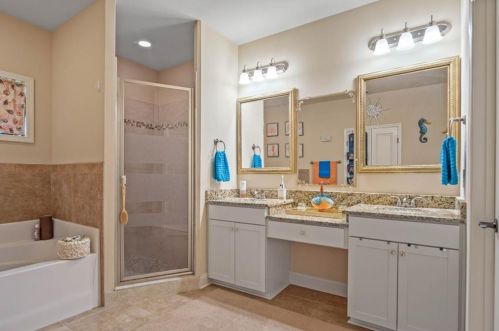 1566 Renaissance Dr, Conyers GA  30012-8024 exterior