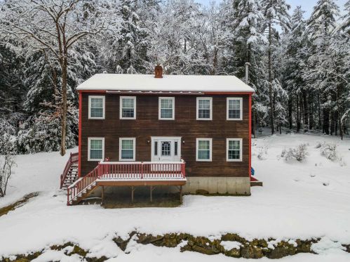 95 Center Rd, Chichester, NH 03258-6217