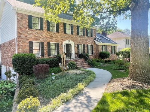 810 Montego Way, Lilburn, GA 30047-4233