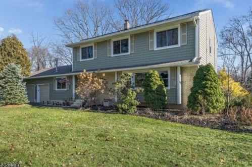 27 Roosevelt Ave, Parsippany, NJ 07054-1531