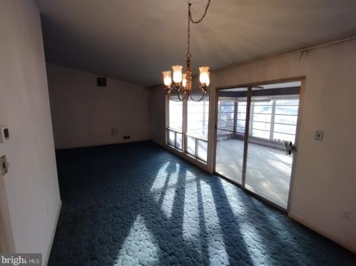 11706 Stonington Pl, Silver Spring MD 20902-1638 exterior