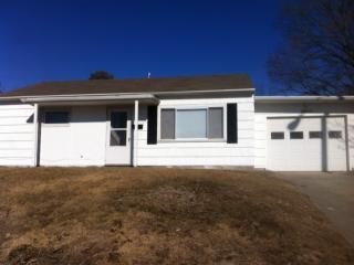 2203 Maple St, Saint Joseph, MO 64507-1412