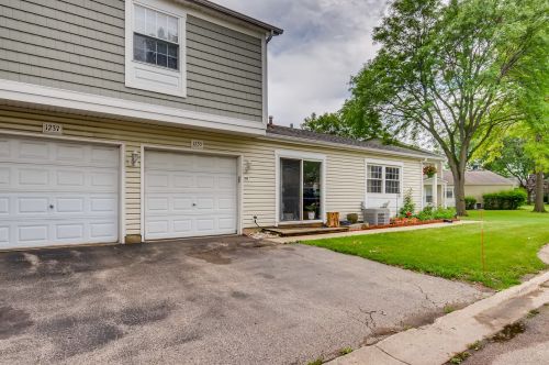 1235 Oboe Ct, Wheeling IL  60090-2313 exterior