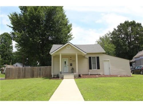 1917 Park Ave, Alton, IL 62002-4759