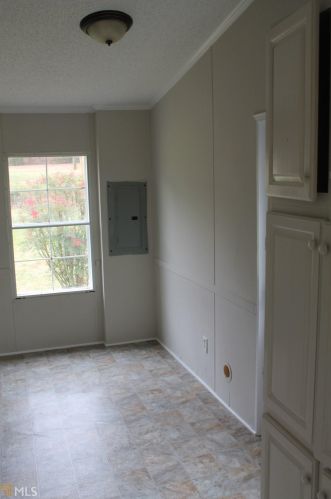 1724 Highway 330, Bogart GA  30622-2912 exterior