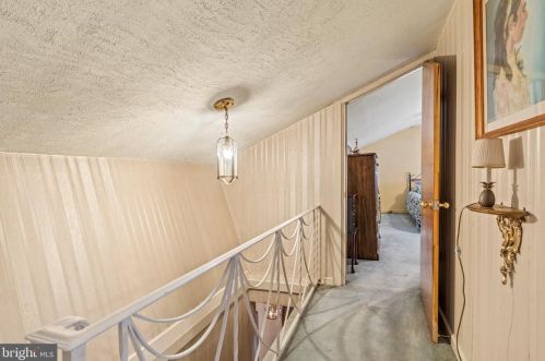 6729 Jackson St, Philadelphia PA  19135-2210 exterior