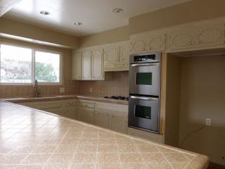 20280 Portola Dr, Salinas CA  93908-1201 exterior