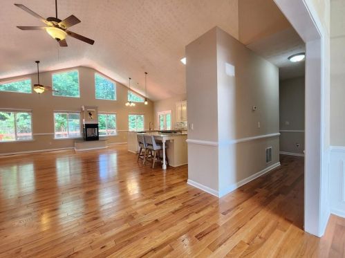 2263 Silver Fox Ln, Buford, GA 30519-7053