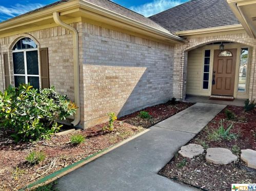 201 Sunset Dr, Victoria, TX 77901-3787