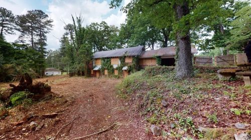 2482 Ben Hill Rd, Atlanta, GA 30344-2041