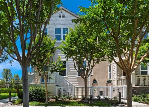3561 Millhouse Ct, Riverside, CA 92503-4998