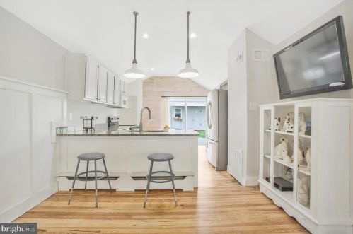 4726 Idlewilde Rd, Shady Side MD  20764-9766 exterior