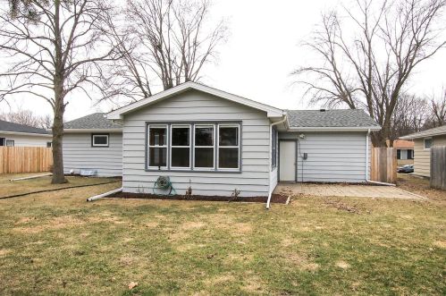 415 Northwoods Ave, Cedar Mills, MN 55350-1253