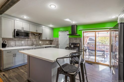 12944 Chenango Dr, Morrison CO  80465-1627 exterior