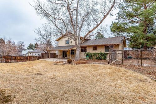 6117 Locust St, Englewood CO 80112-1324 exterior