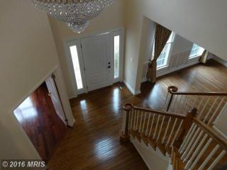 8027 Lions Crest Way, Gaithersburg MD  20879-5639 exterior