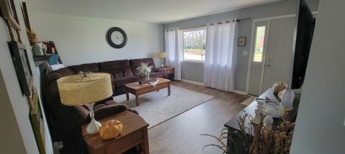 531 Birch Rd, Bull Valley, IL 60098-2750