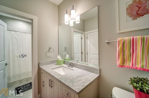 2382 Ewing Dr, Atlanta GA  30319-3929 exterior
