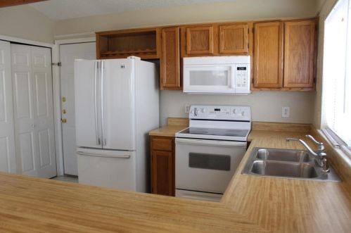 2211 Forestbrook Dr, Garland TX  75040-4062 exterior