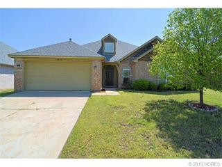 12525 Birch Ave, Jenks, OK 74037-5501