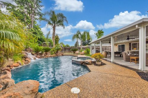 9629 Golden Dr, Citrus Heights, CA 95662-5410