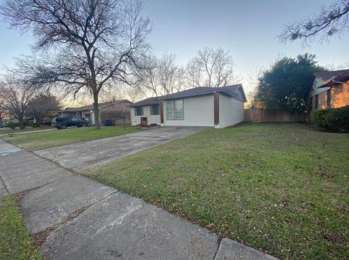 7111 Greenspan Ave, Dallas, TX 75232-3601