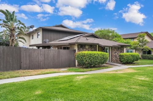 10183 Peaceful Ct, Santee, CA 92071-1847
