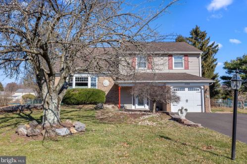 1135 Temperance Ln, Southampton, PA 18954-1103