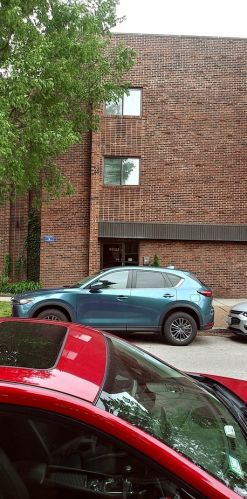 4901 Winona St, Chicago, IL 60630-2436