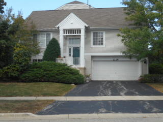 2228 Daybreak Dr, Aurora, IL 60503-6700