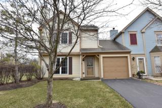 5201 Willow Ct, Gurnee, IL 60031-1876