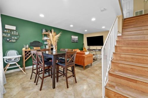 307 Mollison Ave, El Cajon, CA 92020-5492