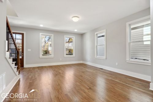 106 Hogue St, Atlanta GA  30312-1641 exterior