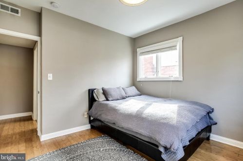 1511 Delmont Ln, Silver Spring MD 20912-7036 exterior