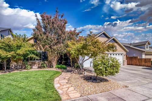 1929 Lifetime Dr, Modesto, CA 95355-2663
