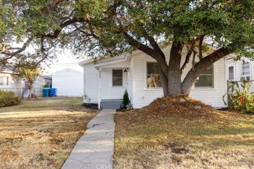8029 Cheyenne Ave, Downey, CA 90242-4303