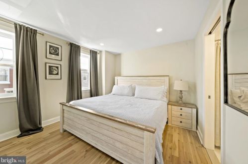 1804 4th St, Philadelphia PA  19122-2202 exterior