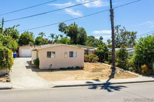 507-9 Townsite Dr, Vista, CA 92084
