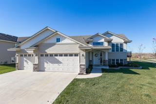 1407 Benton Creek Ave, Cologne, MN 55322-8010