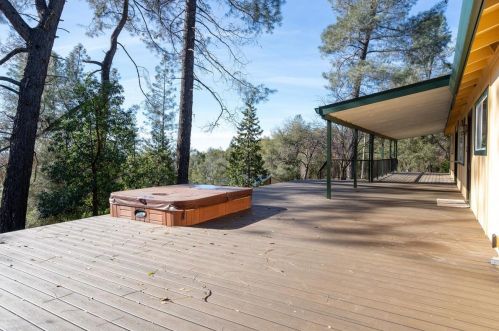2699 Riffle Ct, Swansboro Country, CA 95667-9073
