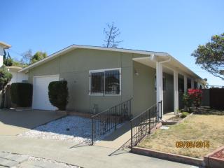 5018 Fallon Ave, Richmond, CA 94804-4707