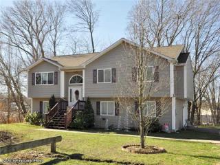 89 Maple Ave, Providence, RI 02919-6907